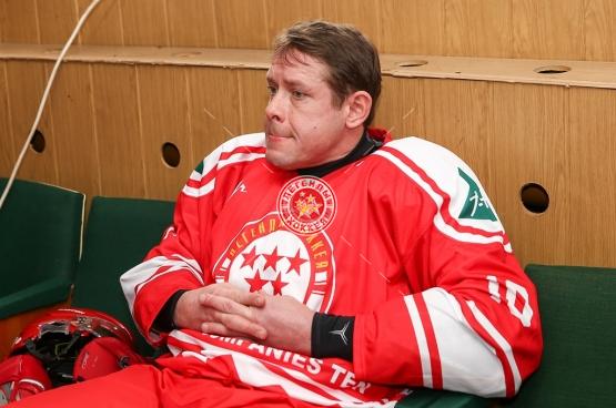 Легенды Хоккея в подмосковных Озерах