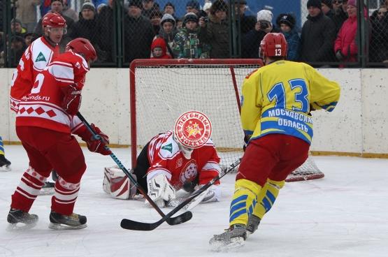Легенды Хоккея в подмосковных Озерах