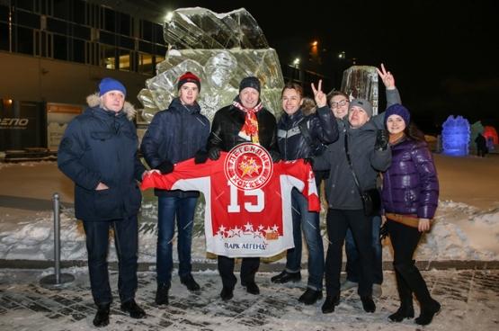 Александр Якушев на выставке «Рекорды спорта»