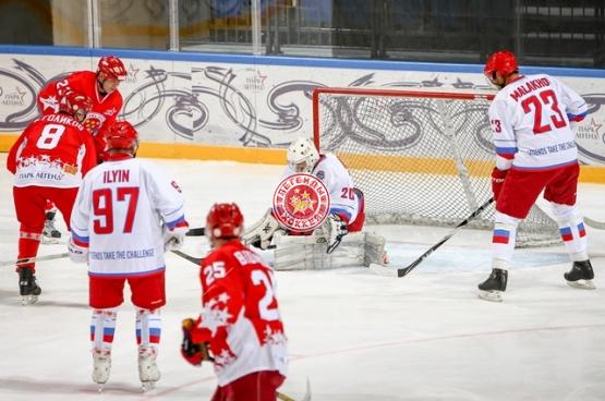 Открытая тренировка российской сборной Легенд мирового хоккея