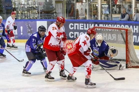 Предновогодний матч с ХК Град