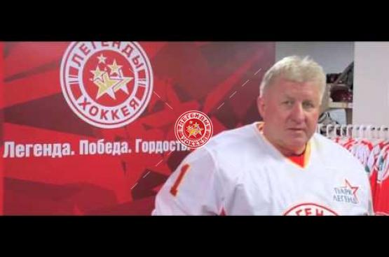 Нефтяники сразились с артистами. В воротах - Владимир Мышкин